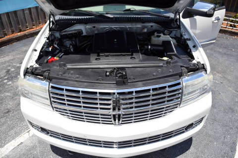2014 Lincoln Navigator L
