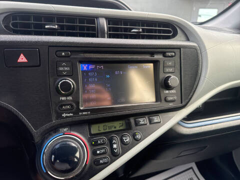 2012 Toyota Prius c Three