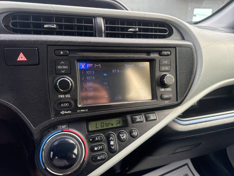 2012 Toyota Prius c Three
