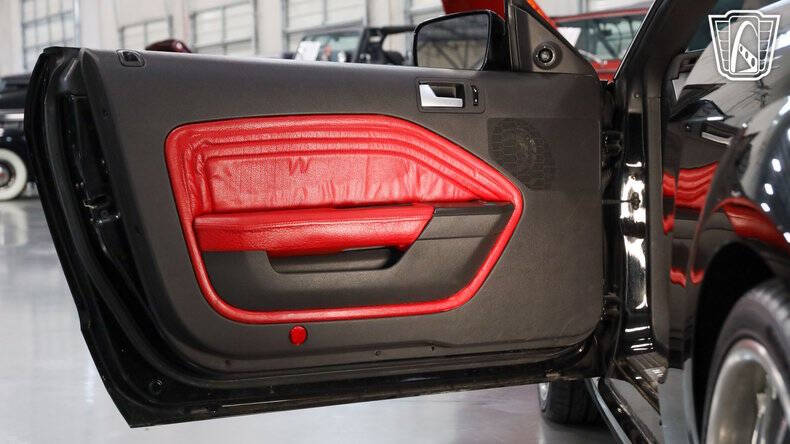 2005 Ford Mustang