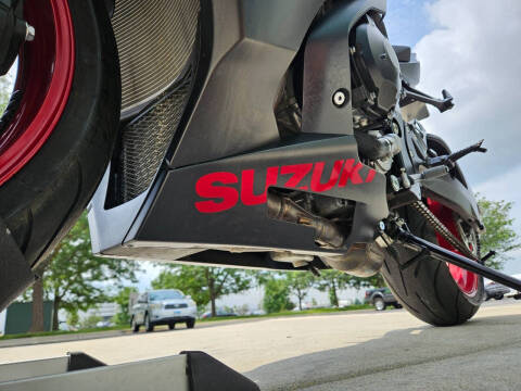 2017 Suzuki GSX-R1000