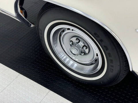 1976 Chrysler New Yorker