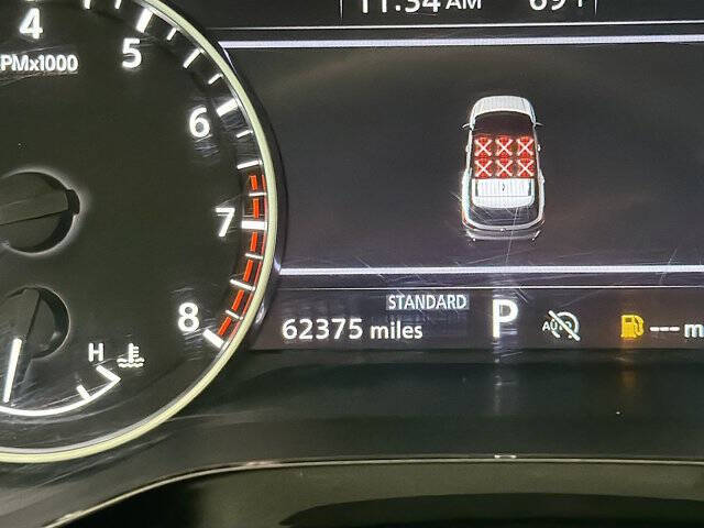 2022 Nissan Pathfinder SV