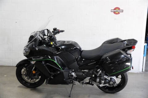 2021 Kawasaki CONCOURS 1