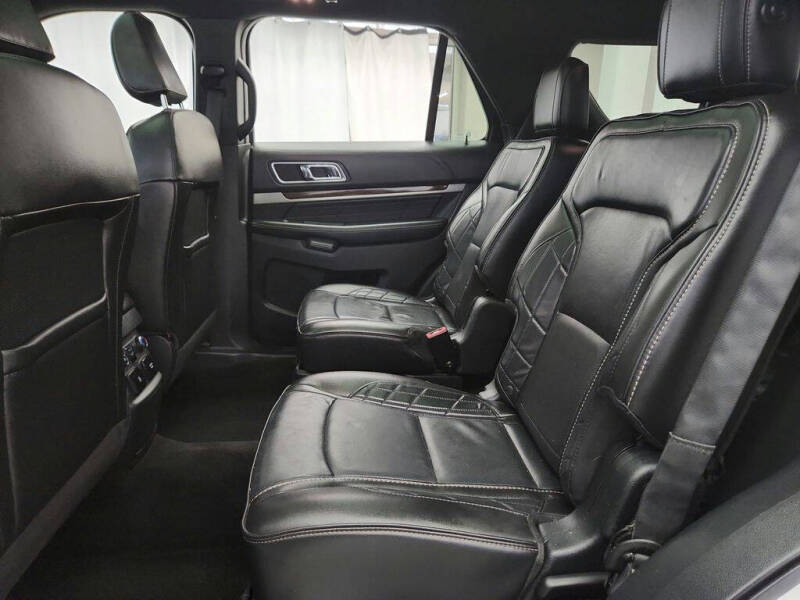 2018 Ford Explorer Platinum