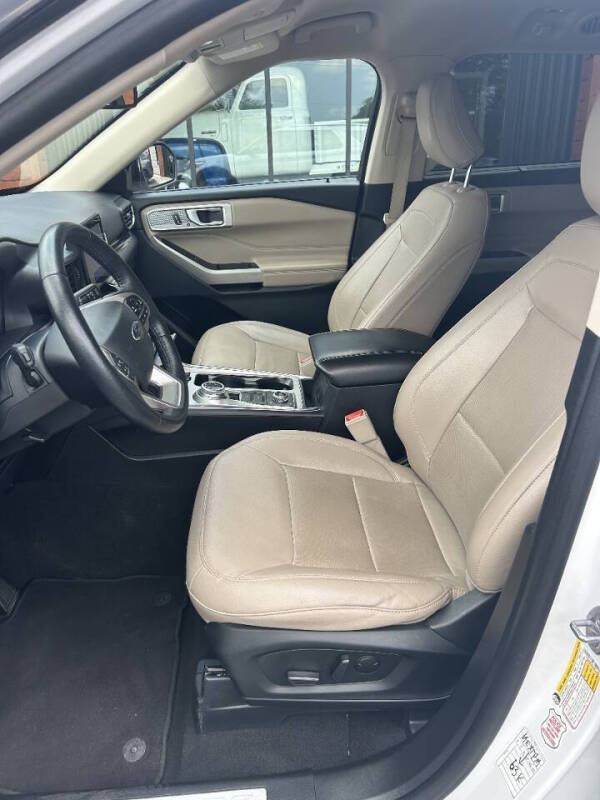 2023 Ford Explorer Limited