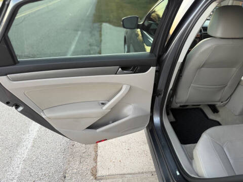 2015 Volkswagen Passat 2.0L TDI SE