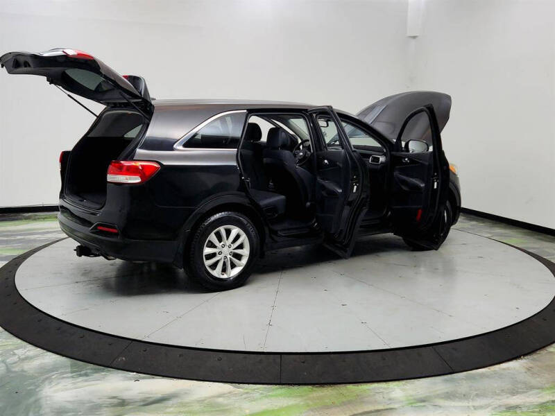 2016 Kia Sorento L