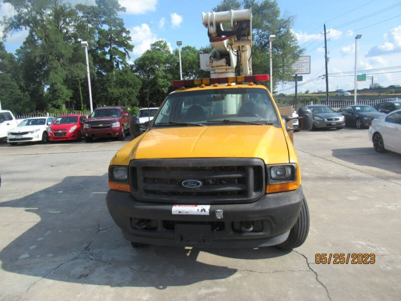 2002 Ford F-550 Super Duty for sale at Lone Star Auto Center in Spring TX