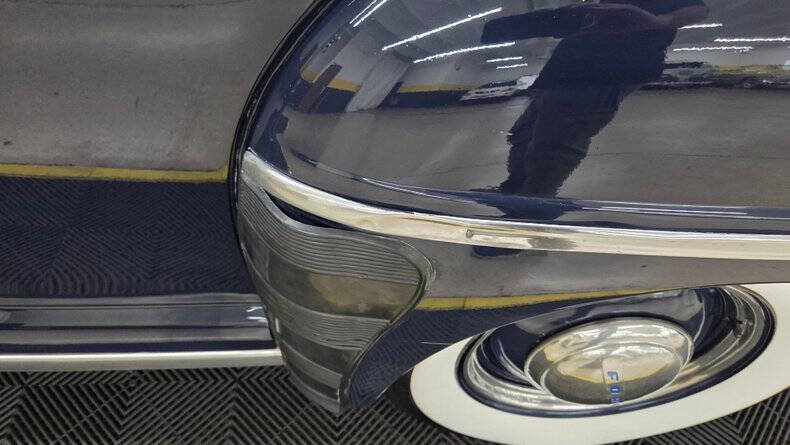 1947 Ford Deluxe