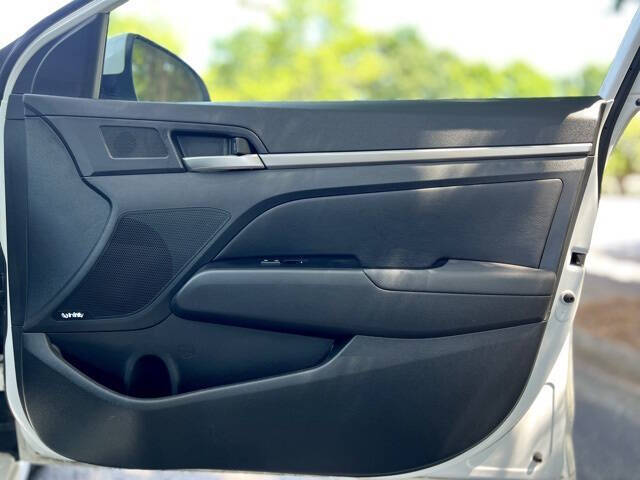 2020 Hyundai Elantra