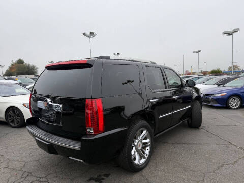 2014 Cadillac Escalade Platinum