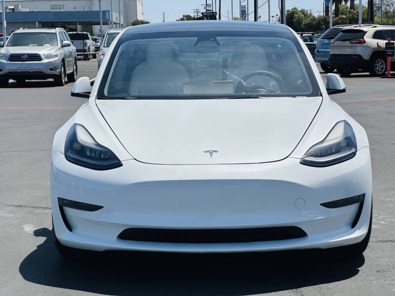 2023 Tesla Model 3 Performance