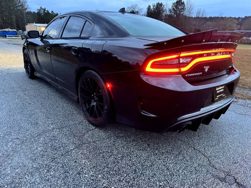 2016 Dodge Charger SRT 392