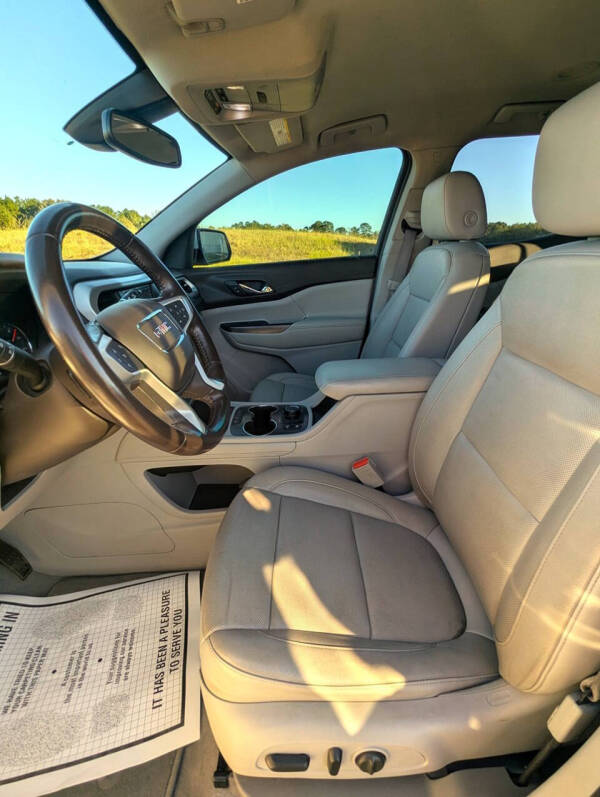 2020 GMC Acadia SLT
