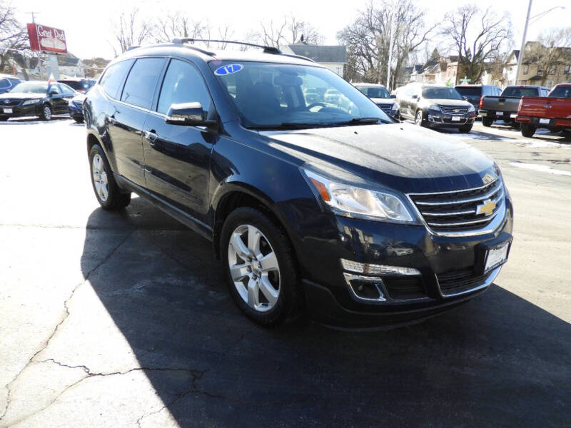 2017 Chevrolet Traverse for sale at Grant Park Auto Sales in Rockford IL