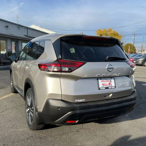 2021 Nissan Rogue Platinum