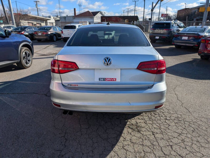 2015 Volkswagen Jetta