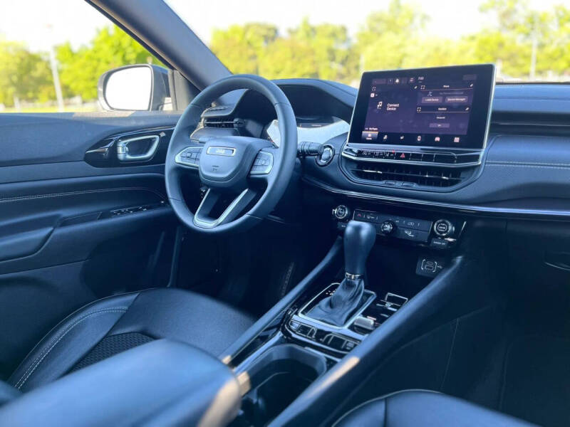 2023 Jeep Compass Altitude