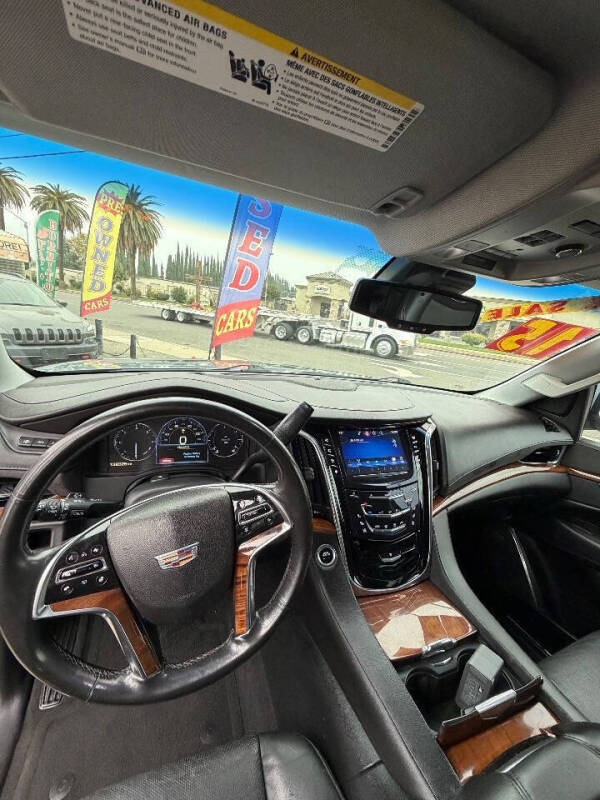 2015 Cadillac Escalade Premium