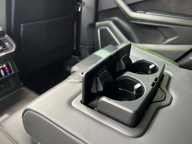 2022 Lamborghini Urus