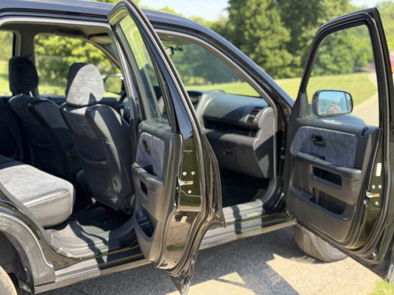 2004 Honda CR-V LX