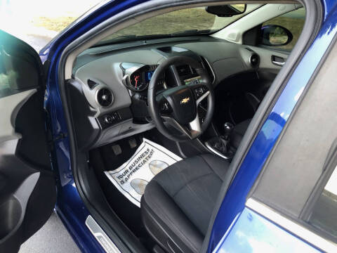 2013 Chevrolet Sonic LT Manual