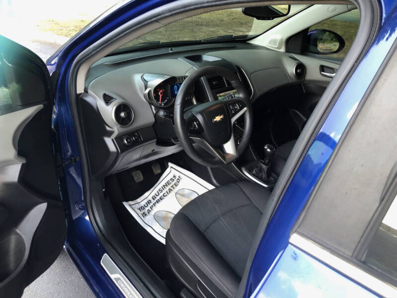 2013 Chevrolet Sonic LT Manual