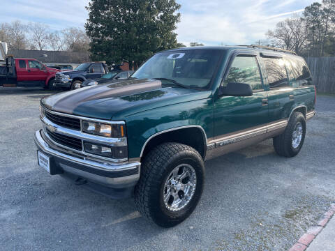 1998 Chevrolet Tahoe for sale at LAURINBURG AUTO SALES in Laurinburg NC