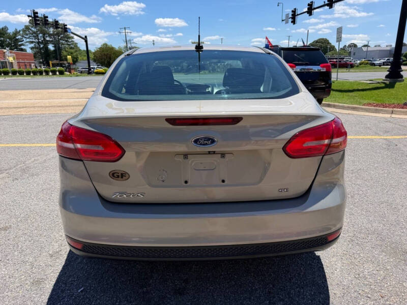 2015 Ford Focus SE