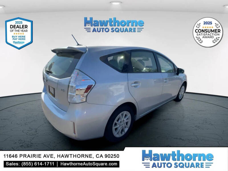 2012 Toyota Prius v Two