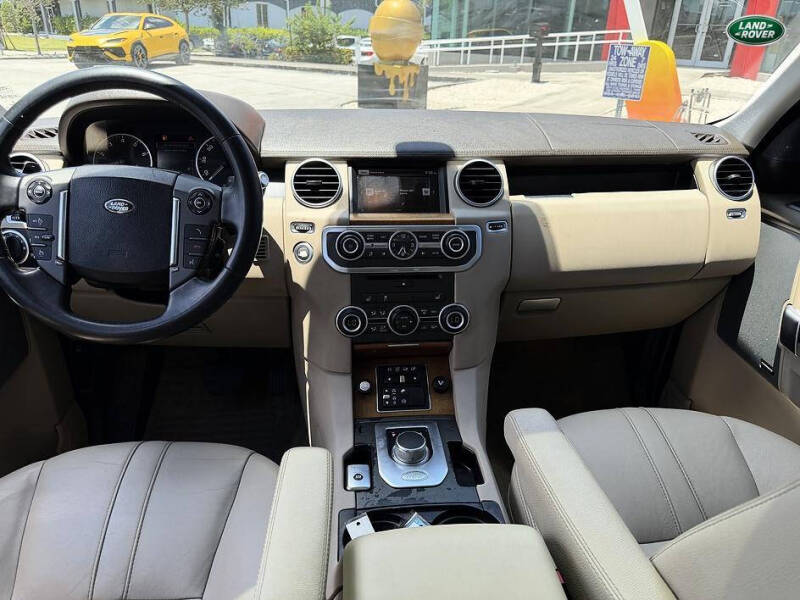 2016 Land Rover LR4