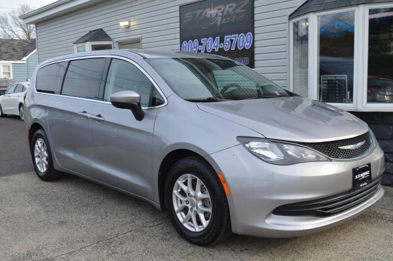 2017 Chrysler Pacifica LX
