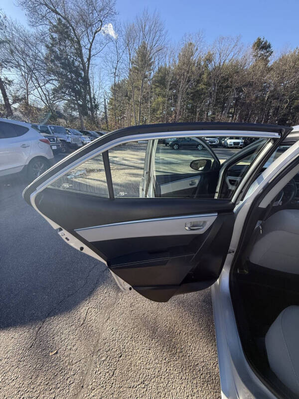 2016 Toyota Corolla LE