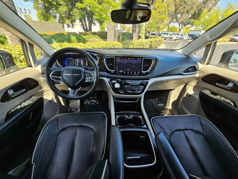 2022 Chrysler Pacifica Limited