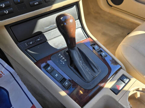 2004 BMW 3 Series 325i