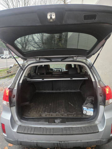 2013 Subaru Outback 2.5i Limited