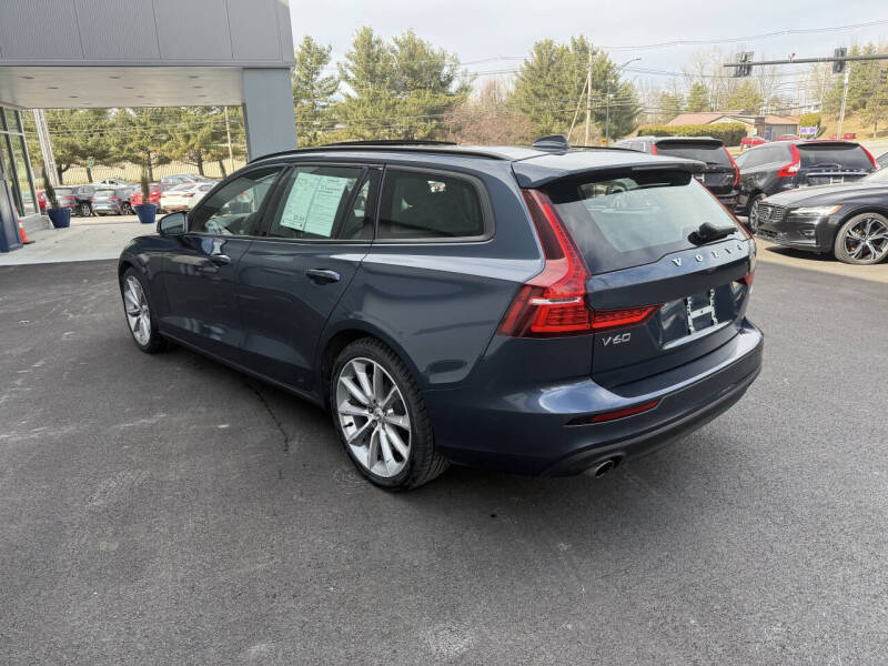 2020 Volvo V60 T5 Momentum