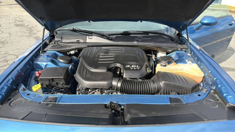 2021 Dodge Challenger SXT