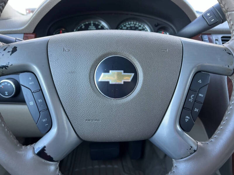 2011 Chevrolet Avalanche LTZ