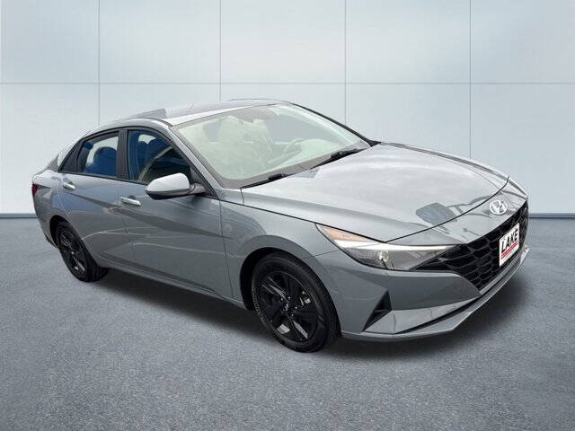 2022 Hyundai Elantra