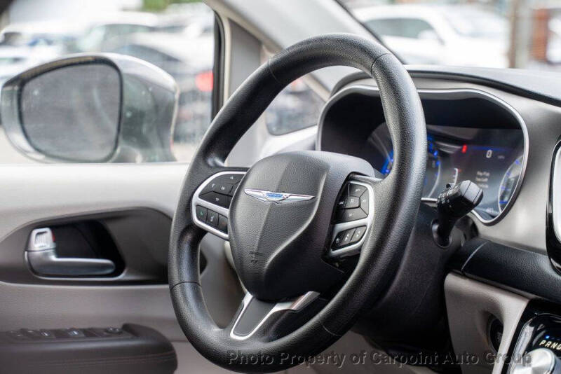 2020 Chrysler Pacifica Touring