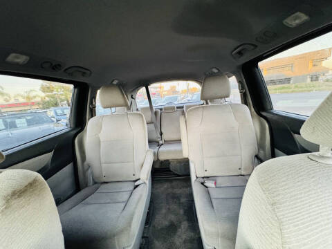 2011 Honda Odyssey LX
