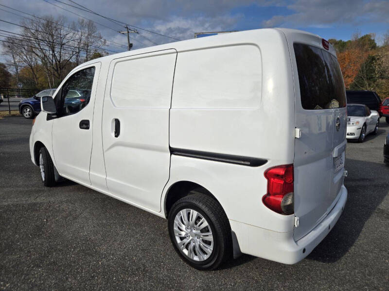 2020 Nissan NV200 SV