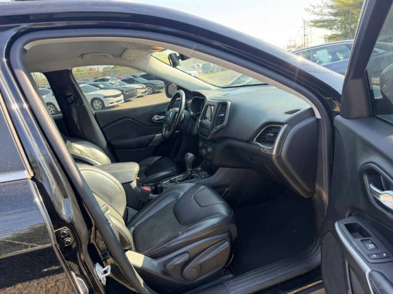 2021 Jeep Cherokee Latitude Plus