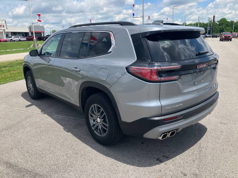 2025 GMC Acadia Elevation