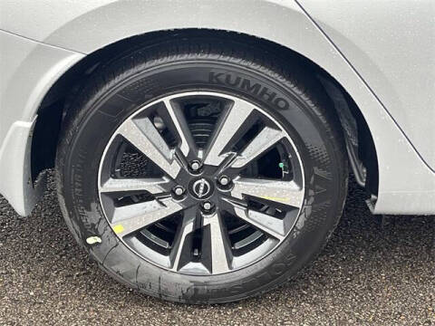 2025 Nissan Versa SV