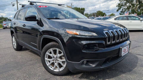 2015 Jeep Cherokee for sale at Dixie Automotive Imports in Fairfield OH