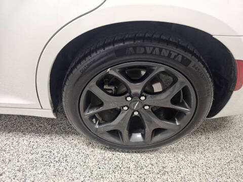 2023 Chrysler 300 S V6