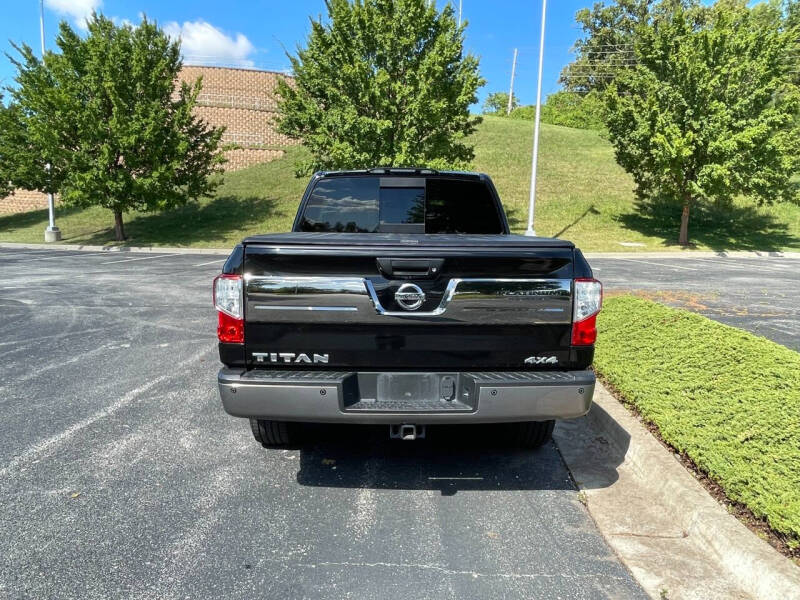 2017 Nissan Titan Platinum Reserve